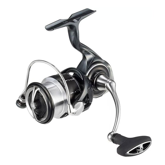 Daiwa Luvias 24 LT 2500 PC Spin Olta Makinesi