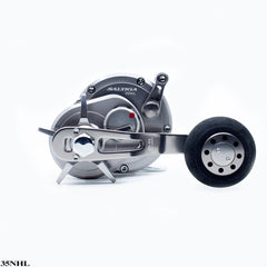 Daiwa Saltiga 15 35 NHL Slow Jig Çıkrık Olta Makinesi
